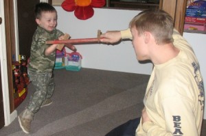 swordfighting-with-daddy-2